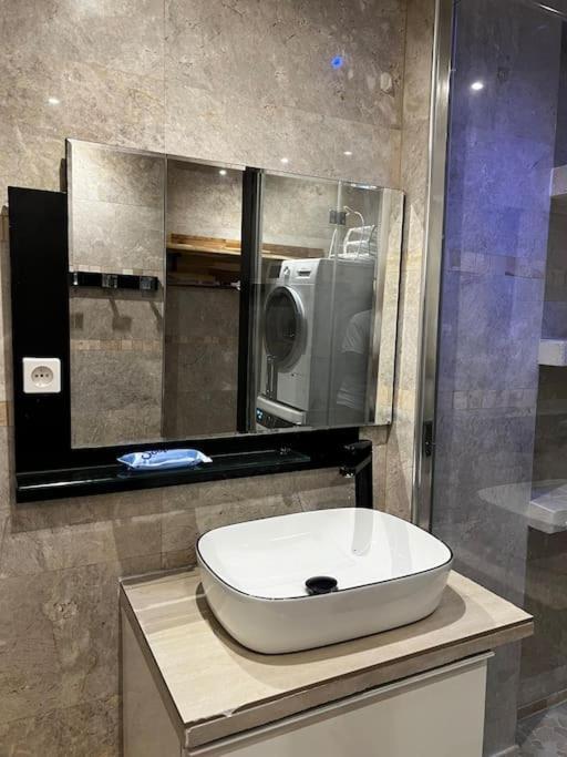 Appartement Convivial Pour Sejourner Le Kremlin-Bicêtre Exterior foto