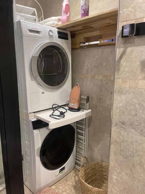 Appartement Convivial Pour Sejourner Le Kremlin-Bicêtre Exterior foto